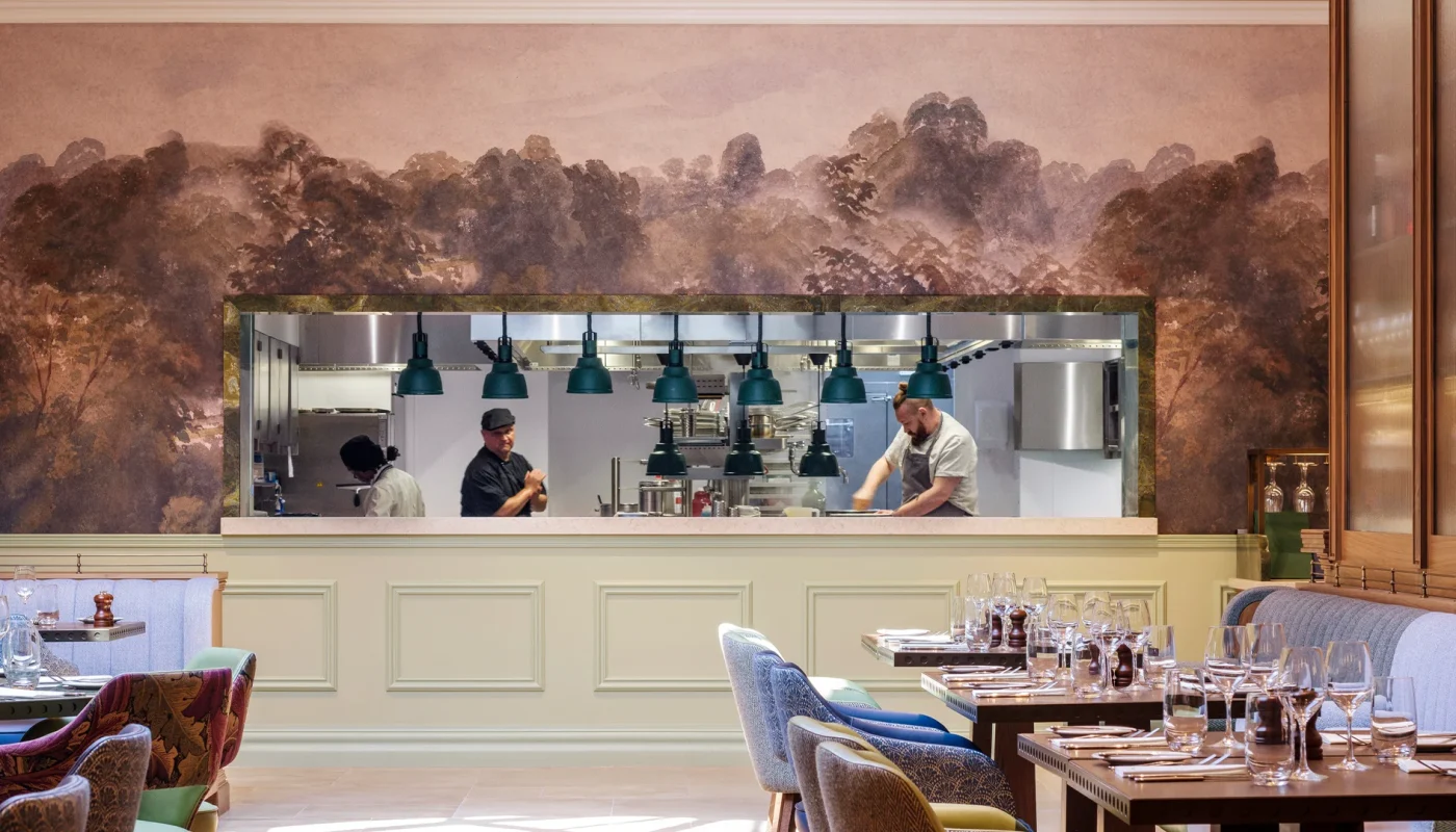 Image of the dinning area at the Hurlingham Club